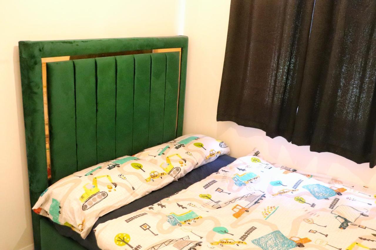 Your Perfect Home Away From Home Корк Екстериор снимка