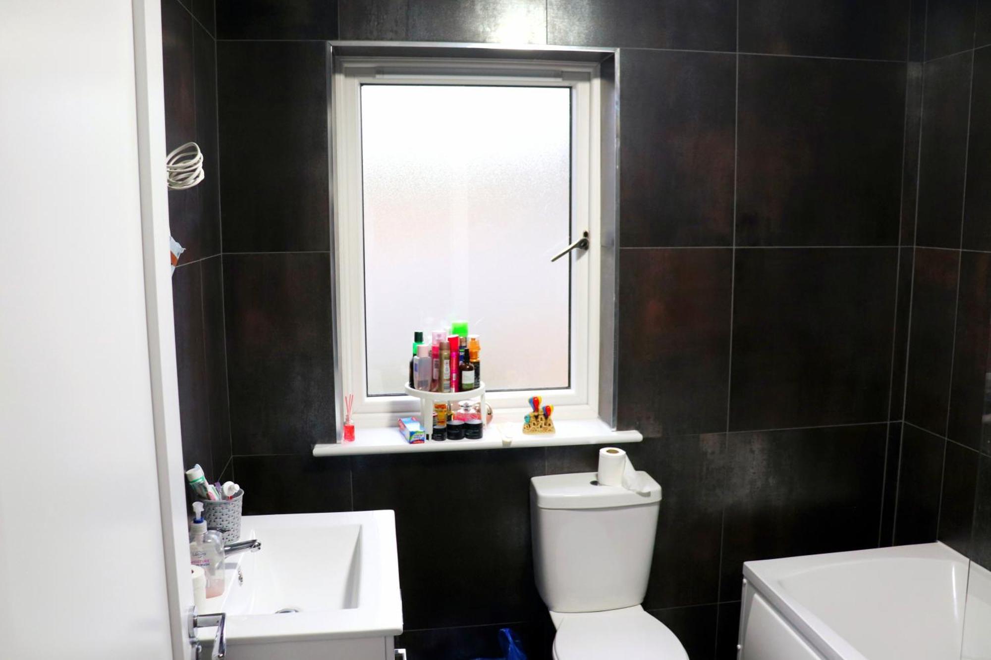 Your Perfect Home Away From Home Корк Екстериор снимка